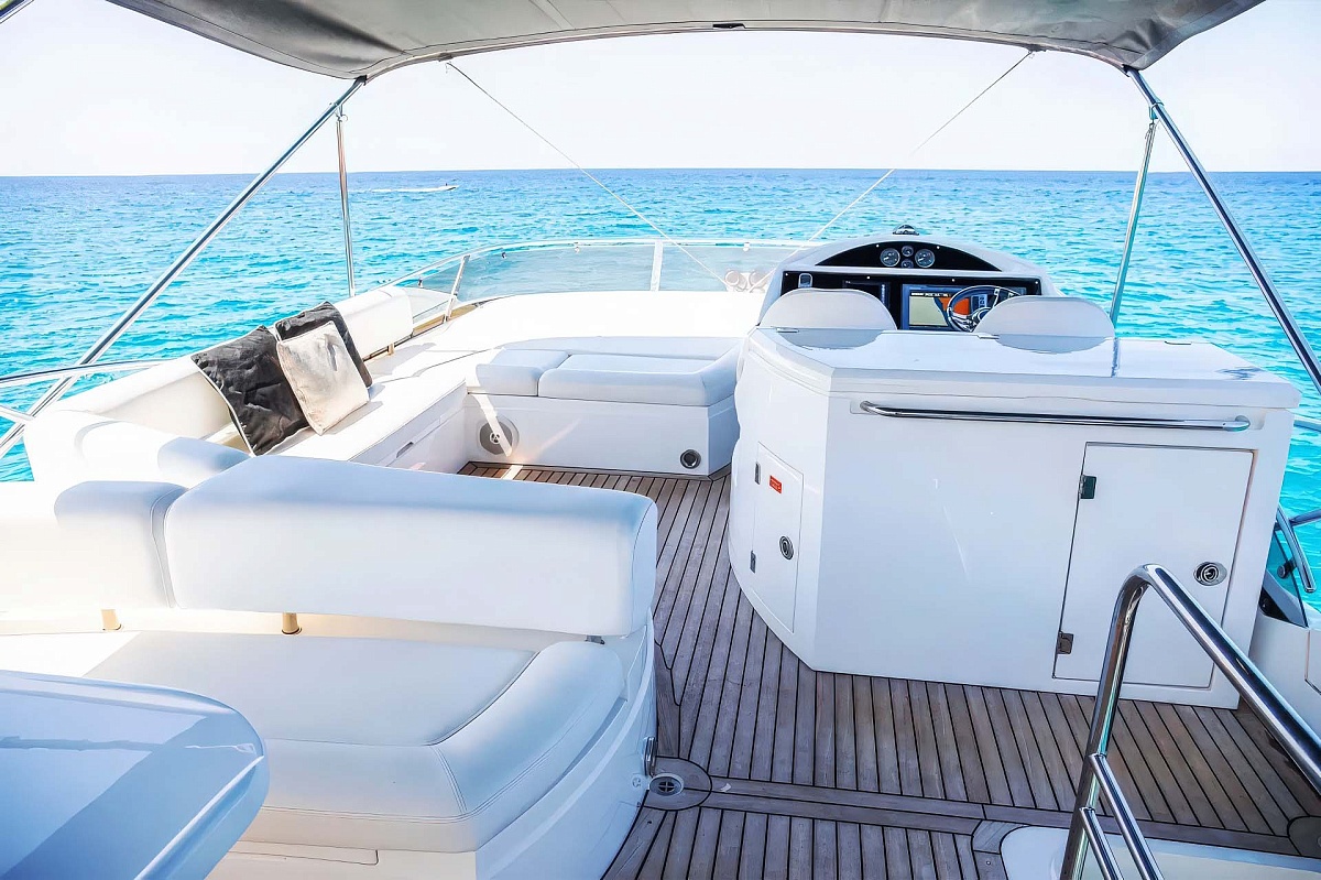 Аренда яхты Sunseeker Manhattan 63 на Майорке, Испания